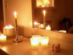نحوه ی چیدمان خانه ای رمانتیک با شمع