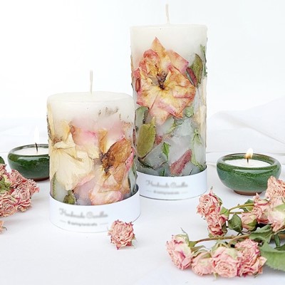 شمع‌های خاص با طراحی گل خشک